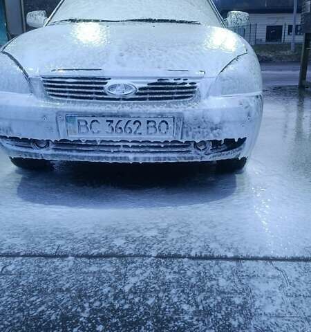 Сірий ВАЗ 2170 Priora, об'ємом двигуна 1.6 л та пробігом 127 тис. км за 3200 $, фото 1 на Automoto.ua