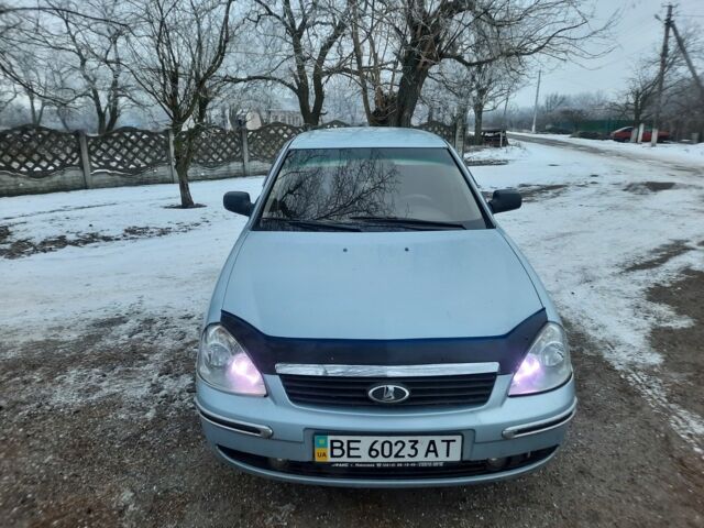 Сірий ВАЗ 2170 Priora, об'ємом двигуна 1.6 л та пробігом 184 тис. км за 2000 $, фото 1 на Automoto.ua