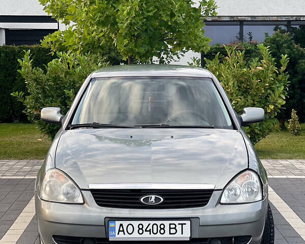 Сірий ВАЗ 2170 Priora, об'ємом двигуна 1.6 л та пробігом 210 тис. км за 2400 $, фото 1 на Automoto.ua