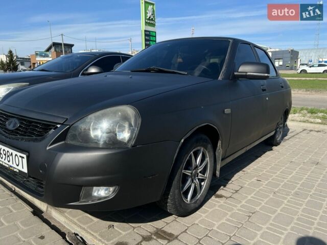 Серый ВАЗ 2170 Priora, объемом двигателя 1.6 л и пробегом 190 тыс. км за 3400 $, фото 1 на Automoto.ua