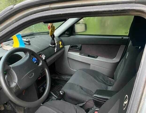 Серый ВАЗ 2170 Priora, объемом двигателя 1.6 л и пробегом 3 тыс. км за 1500 $, фото 1 на Automoto.ua