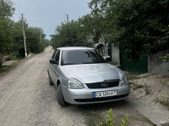 Серый ВАЗ 2170 Priora, объемом двигателя 1.6 л и пробегом 1 тыс. км за 1807 $, фото 1 на Automoto.ua
