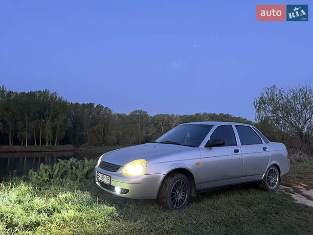 Сірий ВАЗ 2170 Priora, об'ємом двигуна 1.6 л та пробігом 142 тис. км за 3500 $, фото 1 на Automoto.ua