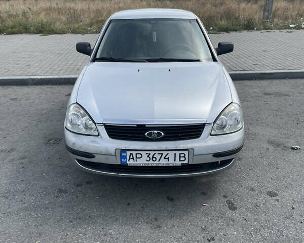 Серый ВАЗ 2170 Priora, объемом двигателя 1.6 л и пробегом 161 тыс. км за 2800 $, фото 1 на Automoto.ua