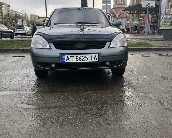 Серый ВАЗ 2170 Priora, объемом двигателя 1.6 л и пробегом 194 тыс. км за 1200 $, фото 1 на Automoto.ua