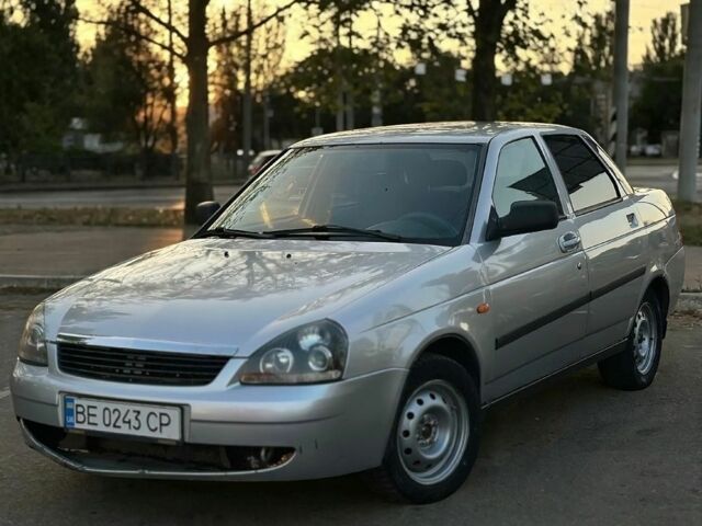 Сірий ВАЗ 2170 Priora, об'ємом двигуна 1.6 л та пробігом 240 тис. км за 2600 $, фото 1 на Automoto.ua