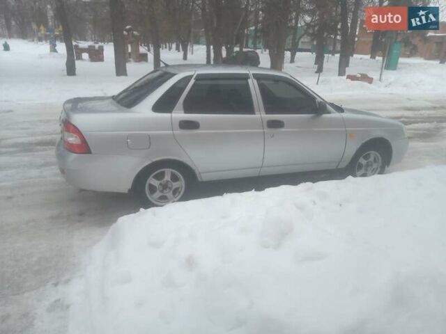 Сірий ВАЗ 2170 Priora, об'ємом двигуна 1.6 л та пробігом 151 тис. км за 2300 $, фото 1 на Automoto.ua