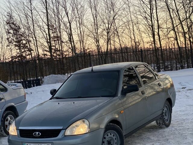 Сірий ВАЗ 2170 Priora, об'ємом двигуна 1.6 л та пробігом 3 тис. км за 2200 $, фото 1 на Automoto.ua