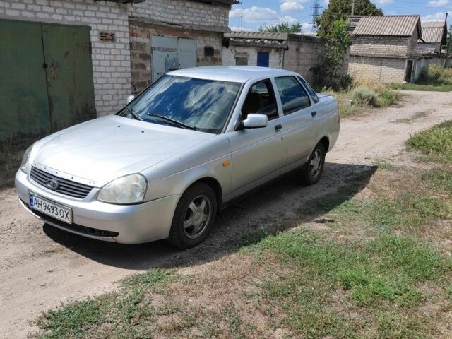 Сірий ВАЗ 2170 Priora, об'ємом двигуна 1.6 л та пробігом 200 тис. км за 1351 $, фото 1 на Automoto.ua