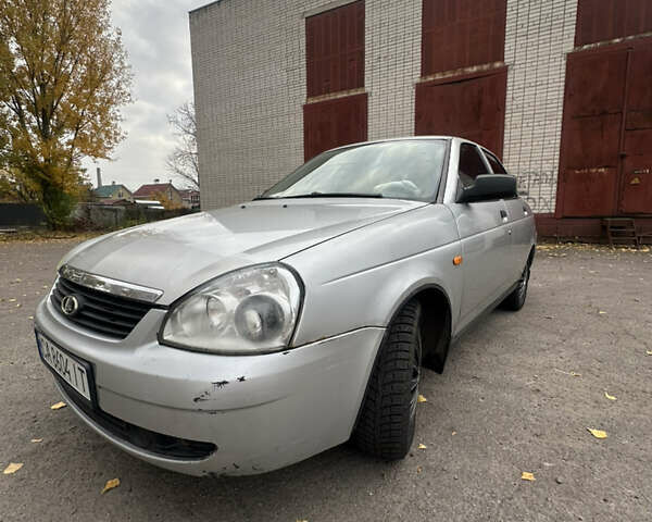 Серый ВАЗ 2170 Priora, объемом двигателя 1.6 л и пробегом 255 тыс. км за 2500 $, фото 1 на Automoto.ua