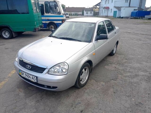 Сірий ВАЗ 2170 Priora, об'ємом двигуна 1.6 л та пробігом 64 тис. км за 2613 $, фото 1 на Automoto.ua