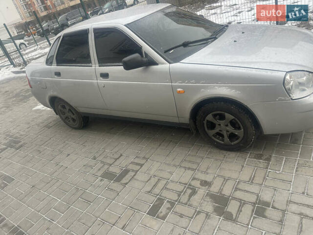 Серый ВАЗ 2170 Priora, объемом двигателя 0 л и пробегом 81 тыс. км за 3399 $, фото 1 на Automoto.ua