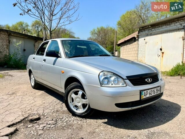 Серый ВАЗ 2170 Priora, объемом двигателя 0 л и пробегом 80 тыс. км за 3000 $, фото 1 на Automoto.ua