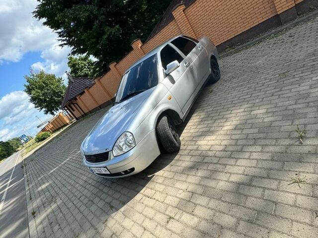 Сірий ВАЗ 2170 Priora, об'ємом двигуна 1.6 л та пробігом 204 тис. км за 2350 $, фото 1 на Automoto.ua