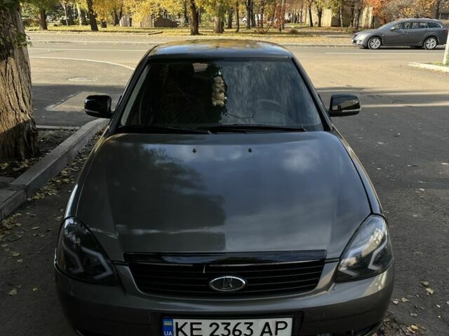 ВАЗ 2170 Priora 2008 у Кривому Розі на Automoto.ua Сірий ВАЗ 2170 Priora, об'ємом двигуна 1.6 л та пробігом 203 тис. км за 2300 $, фото 1 на Automoto.ua