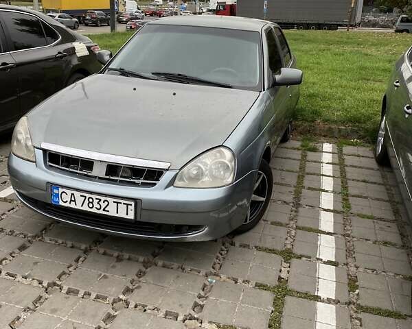 Серый ВАЗ 2170 Priora, объемом двигателя 1.6 л и пробегом 240 тыс. км за 1650 $, фото 1 на Automoto.ua