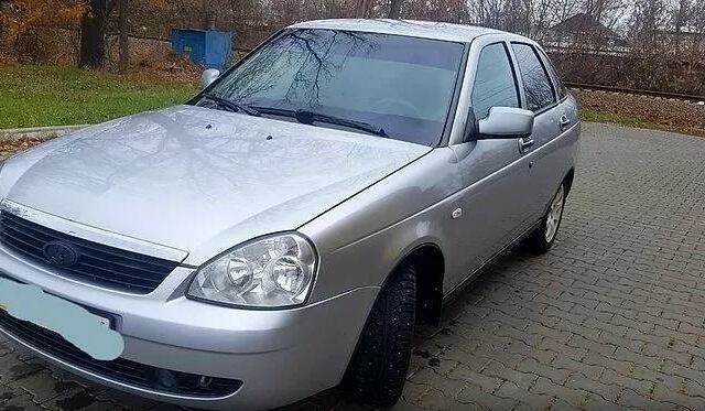 Серый ВАЗ 2170 Priora, объемом двигателя 1.6 л и пробегом 127 тыс. км за 3500 $, фото 1 на Automoto.ua