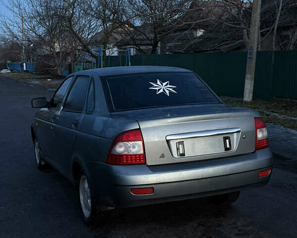 Сірий ВАЗ 2170 Priora, об'ємом двигуна 1.6 л та пробігом 173 тис. км за 2350 $, фото 1 на Automoto.ua