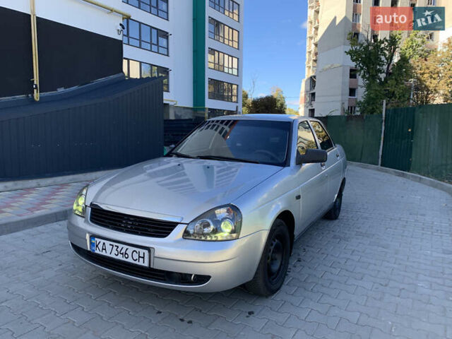 Сірий ВАЗ 2170 Priora, об'ємом двигуна 1.6 л та пробігом 190 тис. км за 1699 $, фото 1 на Automoto.ua