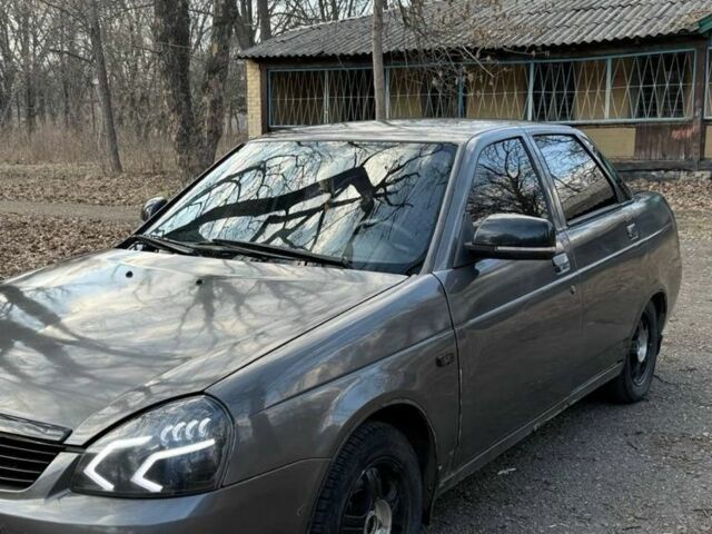 Сірий ВАЗ 2170 Priora, об'ємом двигуна 1.6 л та пробігом 3 тис. км за 1650 $, фото 1 на Automoto.ua