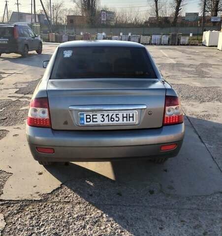 Серый ВАЗ 2170 Priora, объемом двигателя 1.6 л и пробегом 170 тыс. км за 2100 $, фото 1 на Automoto.ua