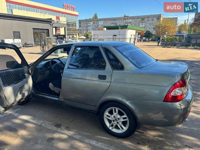 Сірий ВАЗ 2170 Priora, об'ємом двигуна 1.6 л та пробігом 232 тис. км за 1700 $, фото 1 на Automoto.ua