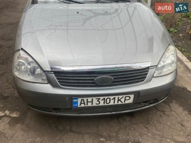 Сірий ВАЗ 2170 Priora, об'ємом двигуна 1.6 л та пробігом 214 тис. км за 1900 $, фото 1 на Automoto.ua
