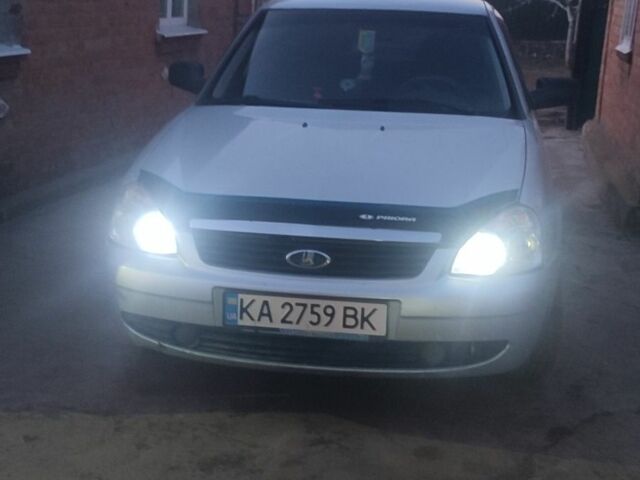 Серый ВАЗ 2170 Priora, объемом двигателя 1.6 л и пробегом 2 тыс. км за 2100 $, фото 1 на Automoto.ua