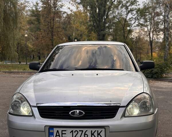 Серый ВАЗ 2170 Priora, объемом двигателя 1.6 л и пробегом 207 тыс. км за 3000 $, фото 1 на Automoto.ua