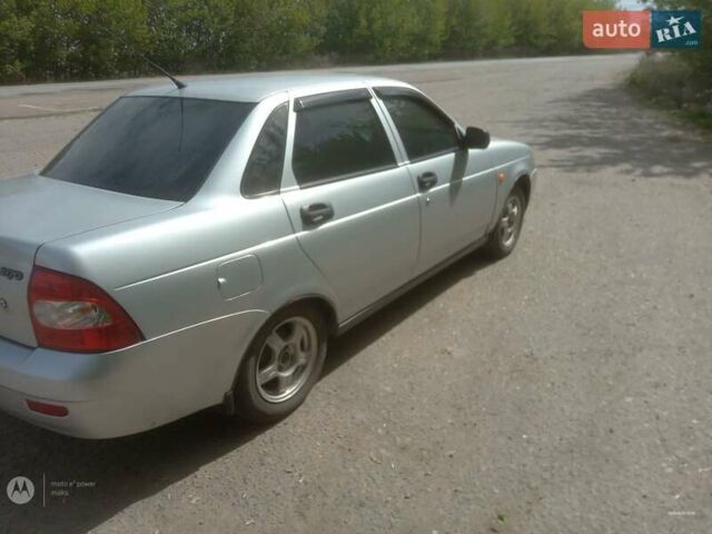 Серый ВАЗ 2170 Priora, объемом двигателя 1.6 л и пробегом 150 тыс. км за 2600 $, фото 1 на Automoto.ua