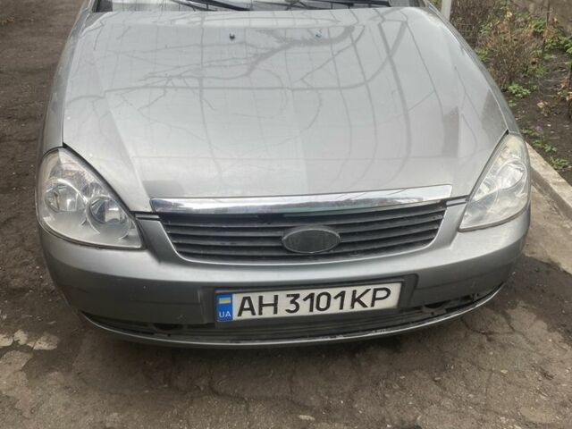 Сірий ВАЗ 2170 Priora, об'ємом двигуна 1.6 л та пробігом 214 тис. км за 2100 $, фото 1 на Automoto.ua
