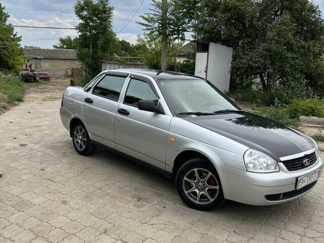 Серый ВАЗ 2170 Priora, объемом двигателя 1.6 л и пробегом 3 тыс. км за 2700 $, фото 1 на Automoto.ua