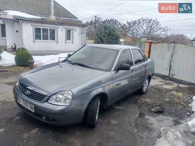 Серый ВАЗ 2170 Priora, объемом двигателя 1.6 л и пробегом 195 тыс. км за 3200 $, фото 1 на Automoto.ua