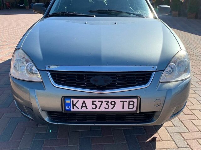 Сірий ВАЗ 2170 Priora, об'ємом двигуна 1.6 л та пробігом 182 тис. км за 2500 $, фото 1 на Automoto.ua