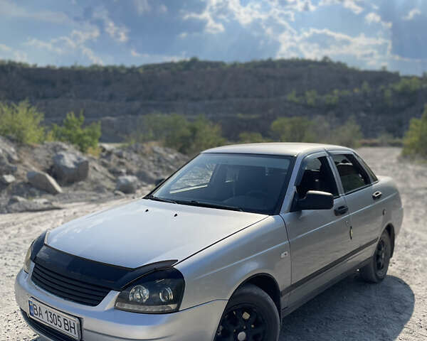 Сірий ВАЗ 2170 Priora, об'ємом двигуна 1.6 л та пробігом 210 тис. км за 2850 $, фото 1 на Automoto.ua