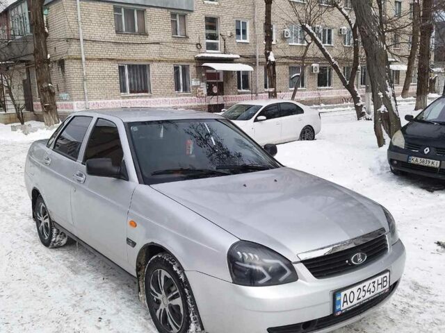 Сірий ВАЗ 2170 Priora, об'ємом двигуна 1.6 л та пробігом 170 тис. км за 2650 $, фото 1 на Automoto.ua