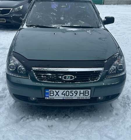 Серый ВАЗ 2170 Priora, объемом двигателя 1.6 л и пробегом 100 тыс. км за 4100 $, фото 1 на Automoto.ua