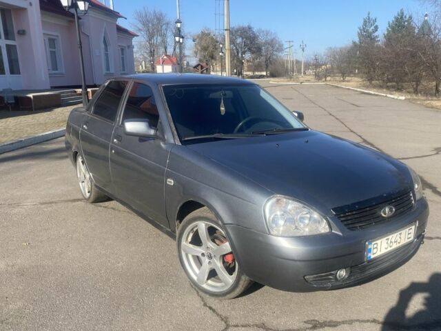 Сірий ВАЗ 2170 Priora, об'ємом двигуна 1.6 л та пробігом 280 тис. км за 2100 $, фото 1 на Automoto.ua