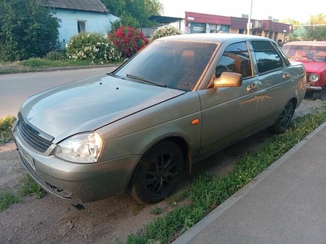 Сірий ВАЗ 2170 Priora, об'ємом двигуна 1.6 л та пробігом 270 тис. км за 1543 $, фото 1 на Automoto.ua