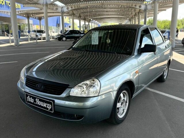 Сірий ВАЗ 2170 Priora, об'ємом двигуна 0 л та пробігом 224 тис. км за 2300 $, фото 1 на Automoto.ua