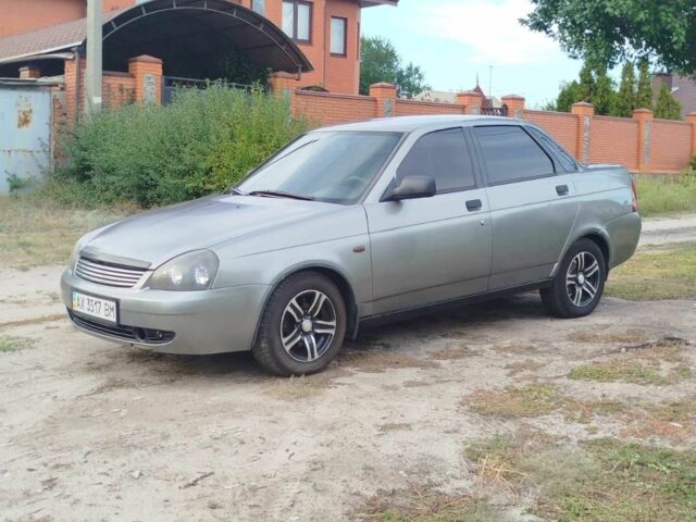 Сірий ВАЗ 2170 Priora, об'ємом двигуна 1.6 л та пробігом 179 тис. км за 2800 $, фото 1 на Automoto.ua