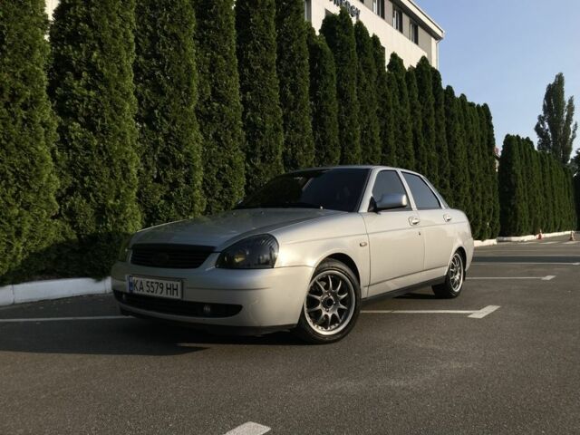 Сірий ВАЗ 2170 Priora, об'ємом двигуна 1.6 л та пробігом 245 тис. км за 3000 $, фото 1 на Automoto.ua