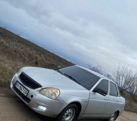 Сірий ВАЗ 2170 Priora, об'ємом двигуна 1.6 л та пробігом 245 тис. км за 1800 $, фото 1 на Automoto.ua