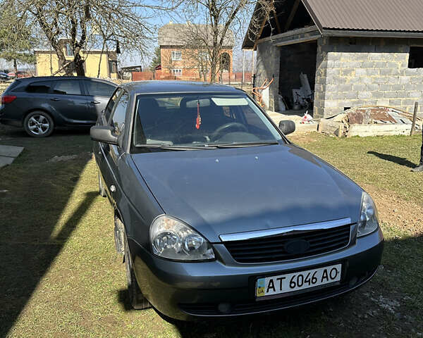 Сірий ВАЗ 2170 Priora, об'ємом двигуна 1.6 л та пробігом 114 тис. км за 2250 $, фото 1 на Automoto.ua