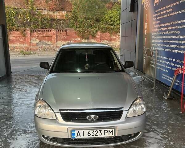 Серый ВАЗ 2170 Priora, объемом двигателя 1.6 л и пробегом 201 тыс. км за 2700 $, фото 1 на Automoto.ua