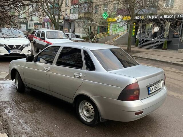 Сірий ВАЗ 2170 Priora, об'ємом двигуна 1.6 л та пробігом 243 тис. км за 2400 $, фото 1 на Automoto.ua