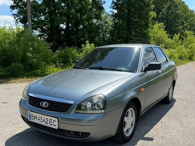 Серый ВАЗ 2170 Priora, объемом двигателя 1.6 л и пробегом 158 тыс. км за 3500 $, фото 1 на Automoto.ua