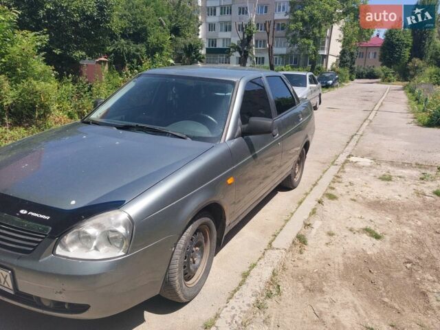 Серый ВАЗ 2170 Priora, объемом двигателя 1.6 л и пробегом 82 тыс. км за 1600 $, фото 1 на Automoto.ua