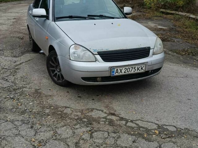 Сірий ВАЗ 2170 Priora, об'ємом двигуна 1.6 л та пробігом 105 тис. км за 1302 $, фото 1 на Automoto.ua