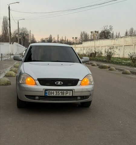 Серый ВАЗ 2170 Priora, объемом двигателя 1.6 л и пробегом 197 тыс. км за 3150 $, фото 1 на Automoto.ua